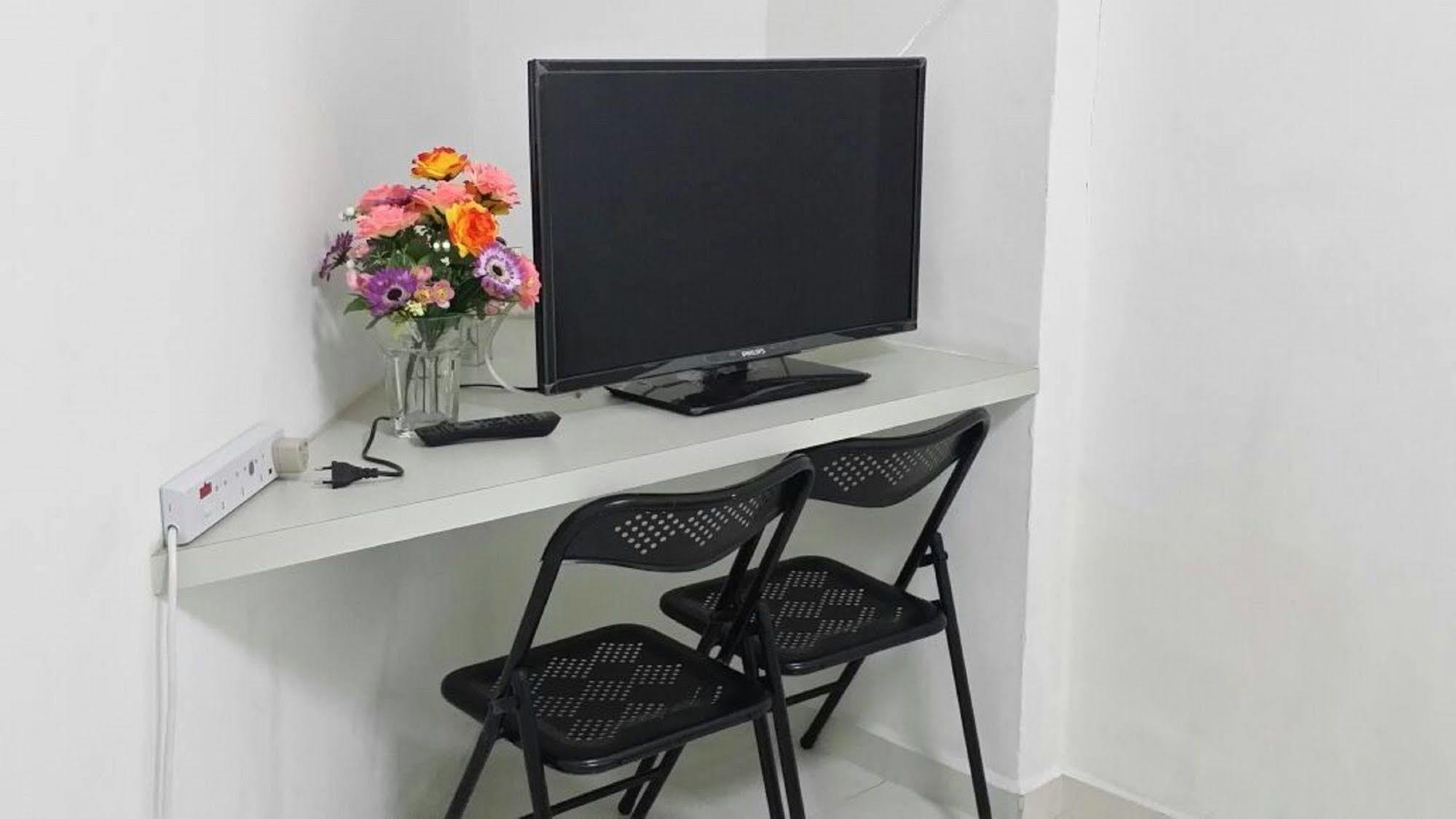 Lotus Hostel Singapore Bagian luar foto