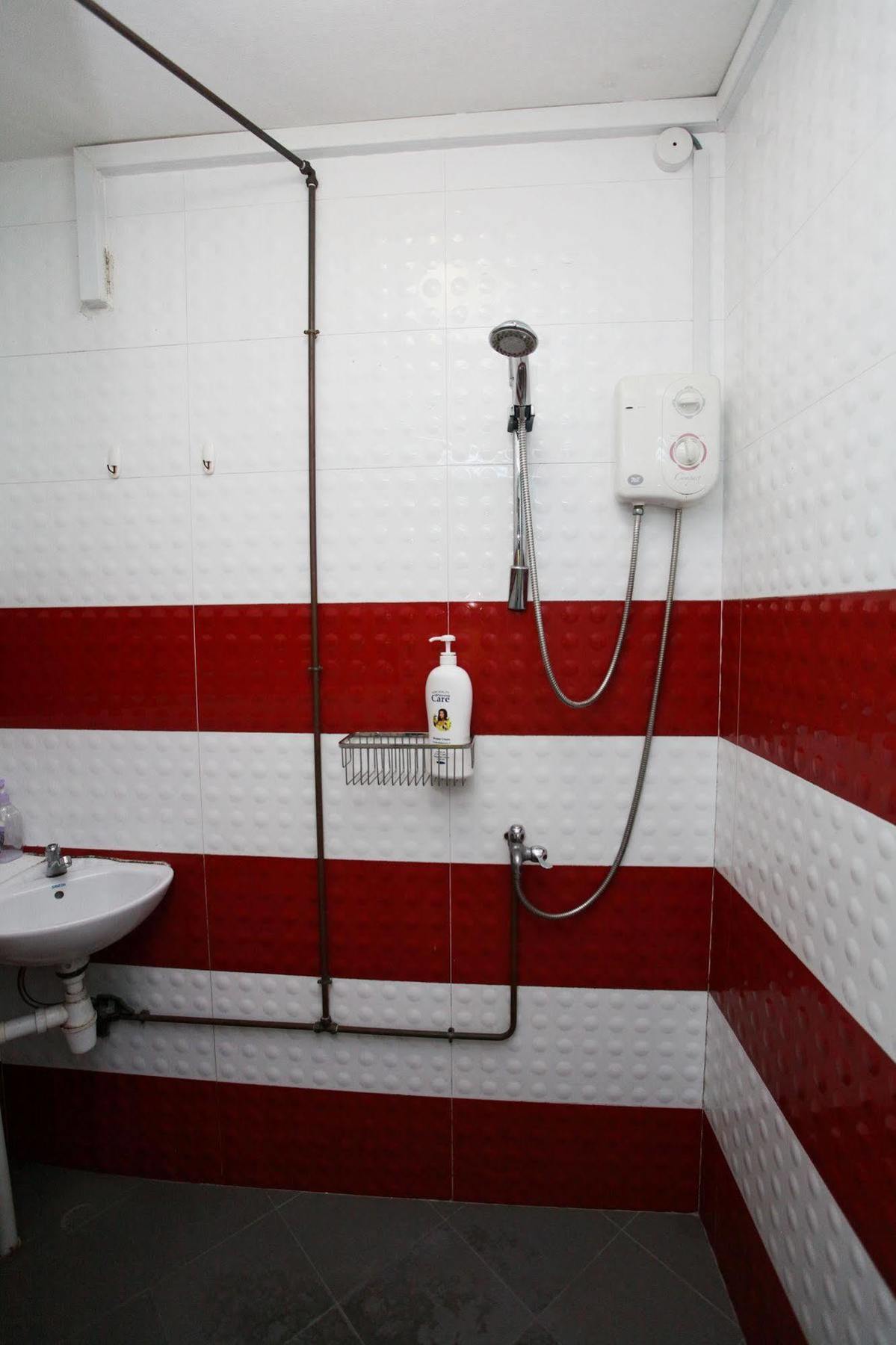 Lotus Hostel Singapore Bagian luar foto